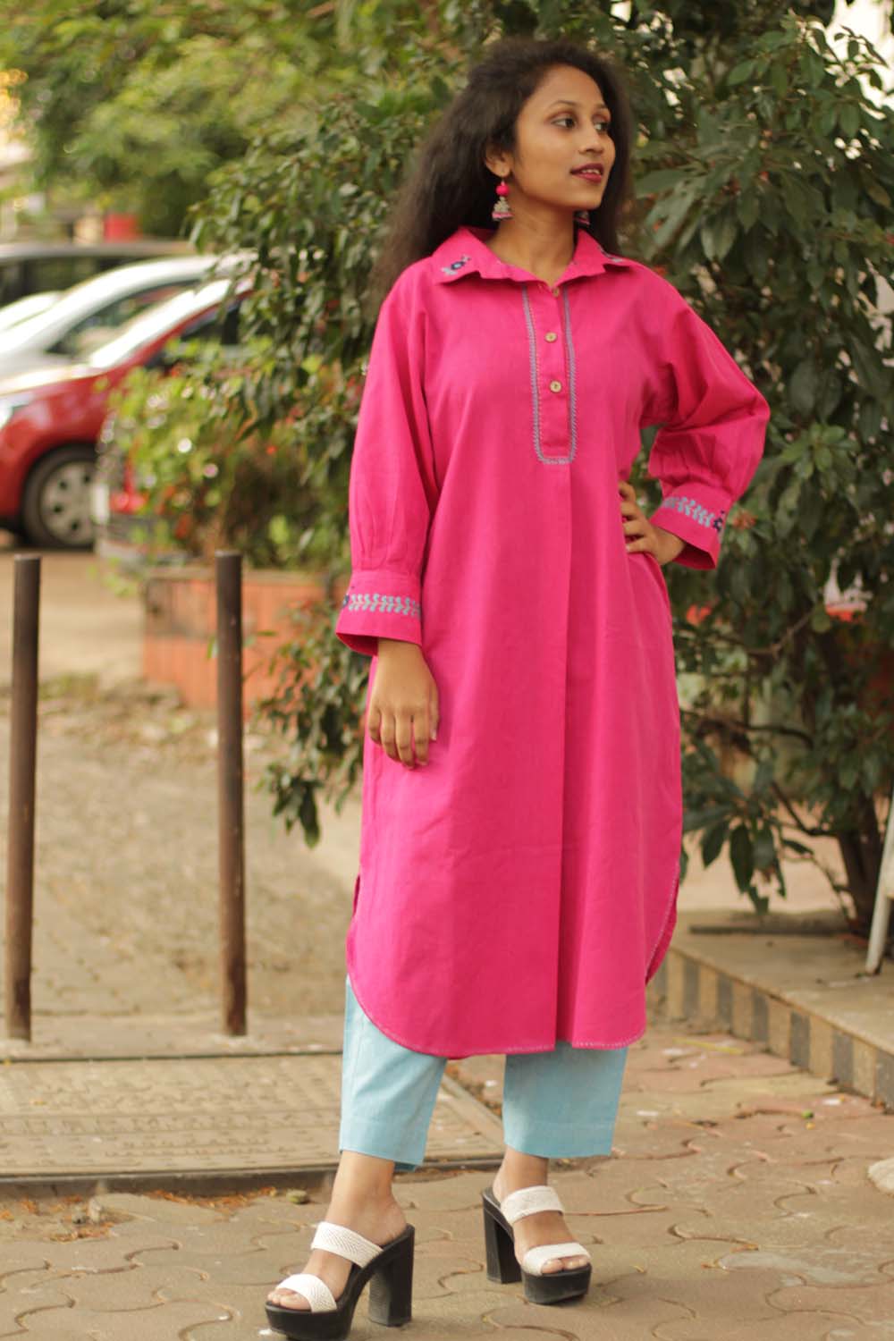 Gulaabi- Hand Embroidered Collared Kurta