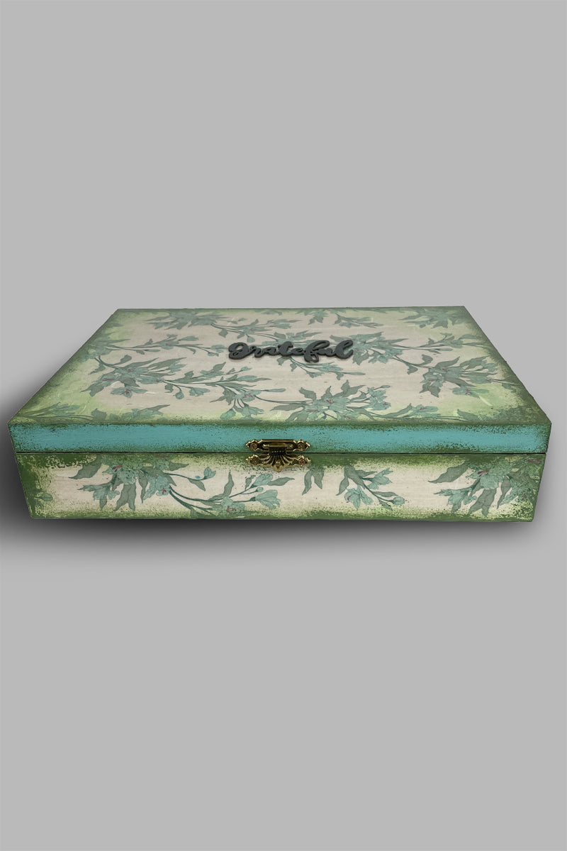 Teal-Vines Handcrafted Box Code