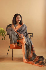 Patteda Anchu Saree in Noir with Tangerine