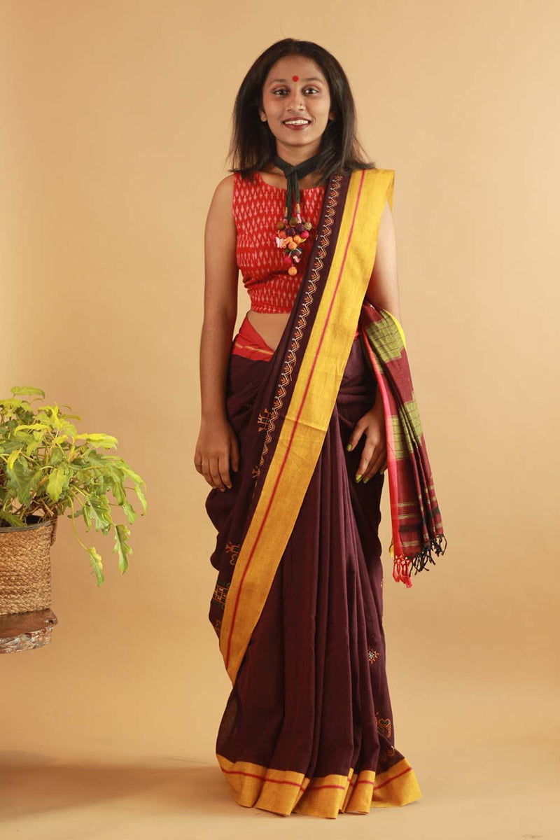 Beguna Embroidered Patteda Anchu Saree