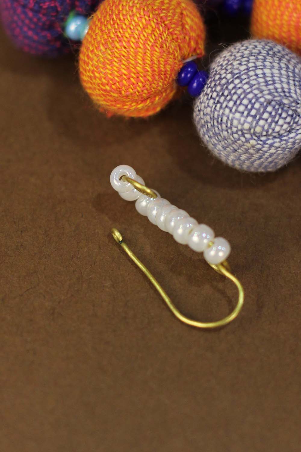 Handcrafted Brass Wire Nosepin | White