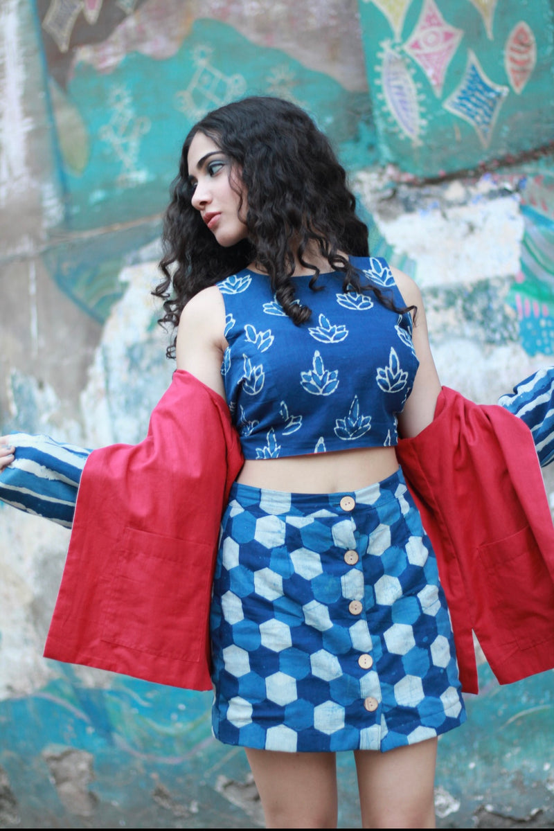 Short Skirt in Hexagonal Indigo
